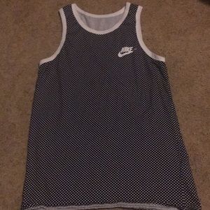 ☘️Medium Black Nike Tee